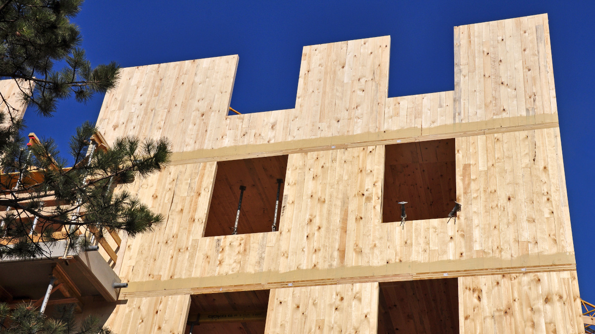 Mehrgeschossiger Wohnungsbau in Holzbauweise: Foto: stock.adobe.com